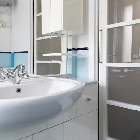 Italianway Easy - Cipro 5 * Milaan